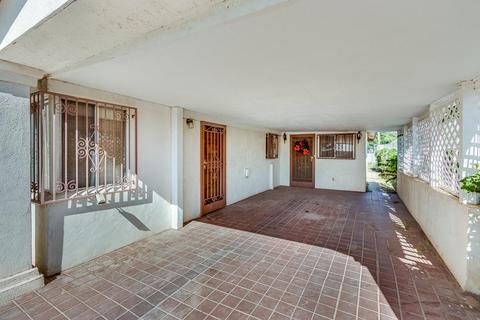 517 S 8th St, Anthony, TX 79821 photo 4