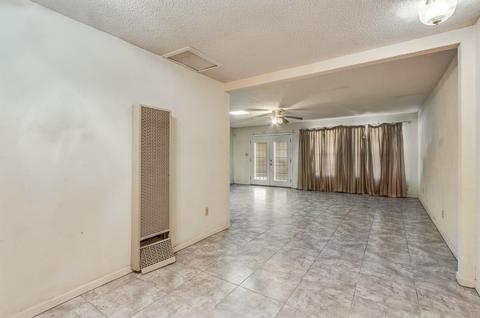517 S 8th St, Anthony, TX 79821 photo 5