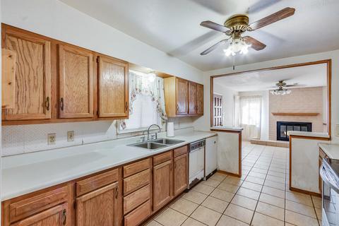 517 S 8th St, Anthony, TX 79821 photo 30