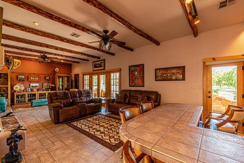 14170 N Loop Dr, Clint, TX 79836 photo 9
