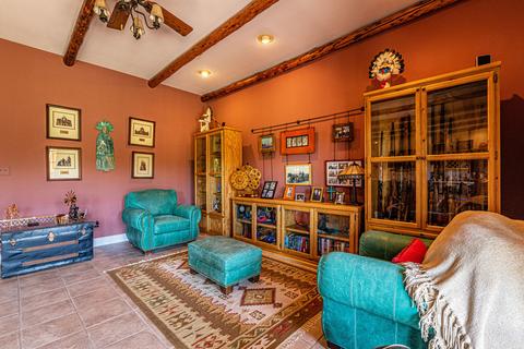 14170 N Loop Dr, Clint, TX 79836 photo 6