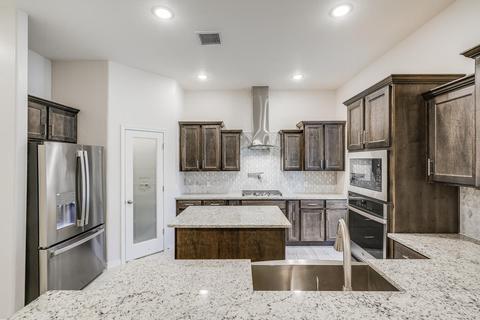 3657 Summit, El Paso, TX 79938 photo 9
