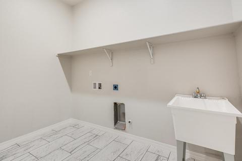 3657 Summit, El Paso, TX 79938 photo 13