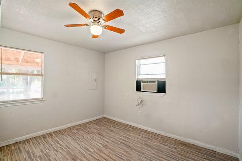 13249 N Loop Dr, Clint, TX 79836 photo 17