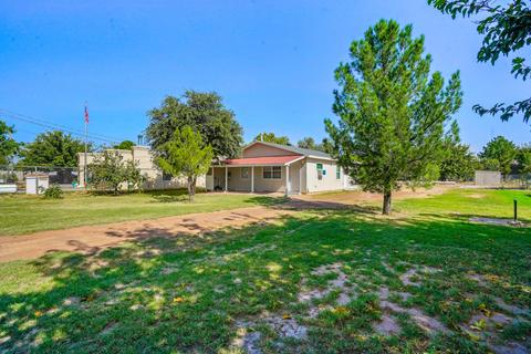 13249 N Loop Dr, Clint, TX 79836 photo 8