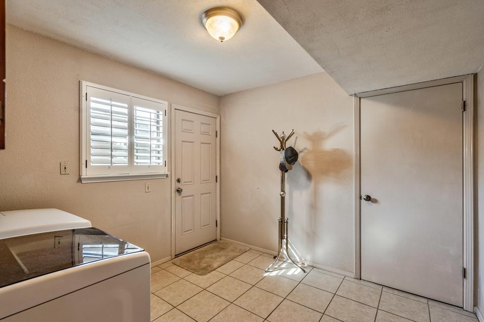  368 Higley Cir, Horizon City, TX 79928 photo 21