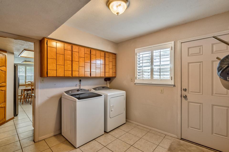  368 Higley Cir, Horizon City, TX 79928 photo 22