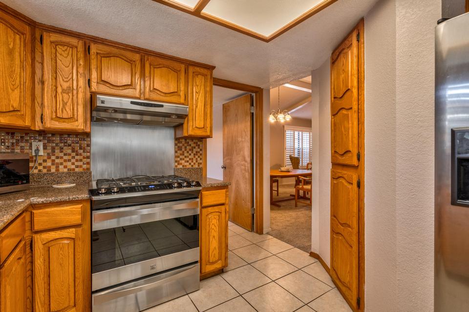  368 Higley Cir, Horizon City, TX 79928 photo 20