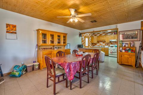 7934 Kiely Rd, Vinton, TX 79821 photo 11