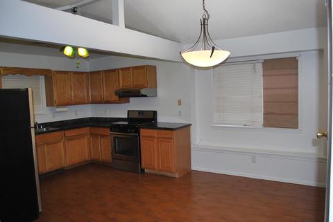 9057 Eclipse St, El Paso, TX 79904 photo 6