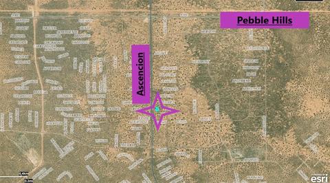 14 Loopez Dr, El Paso, TX 79938