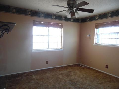 10437 Lambda Dr, El Paso, TX 79924 photo 11