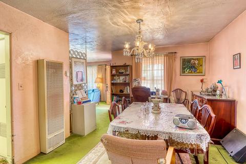 806 Poplar St, Anthony, TX 79821 photo 12