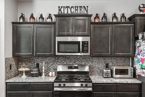 304 Beech Tree Dr, El Paso, TX 79928 photo 2