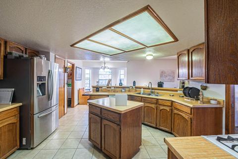 740 El Parque Dr, El Paso, TX 79912 photo 8
