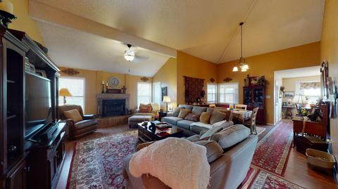 13748 Sagebrush Cir, El Paso, TX 79938 photo 3
