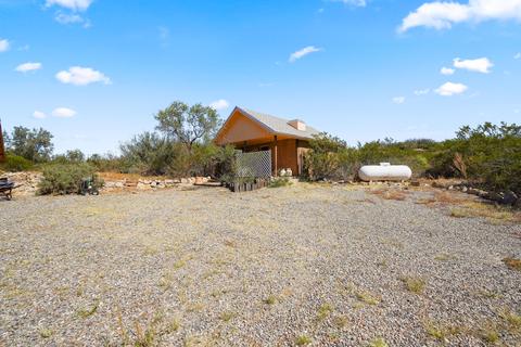 13715 N North Loop Dr, Clint, TX 79836 photo 39