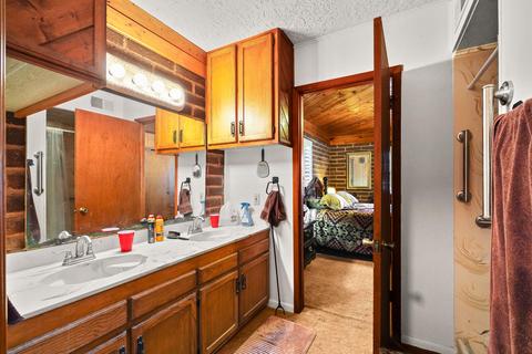 13715 N North Loop Dr, Clint, TX 79836 photo 26