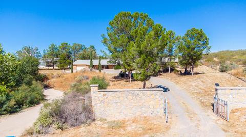 13715 N North Loop Dr, Clint, TX 79836 photo 43