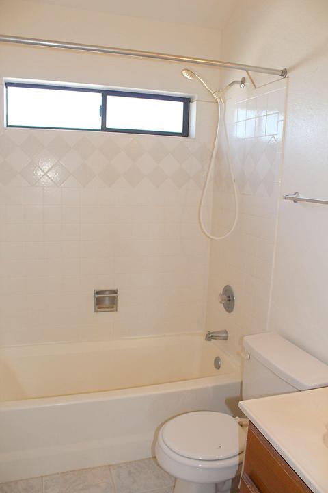 1121 Sun Shadow Dr, El Paso, TX 79912 photo 23