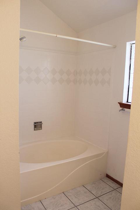 1121 Sun Shadow Dr, El Paso, TX 79912 photo 20