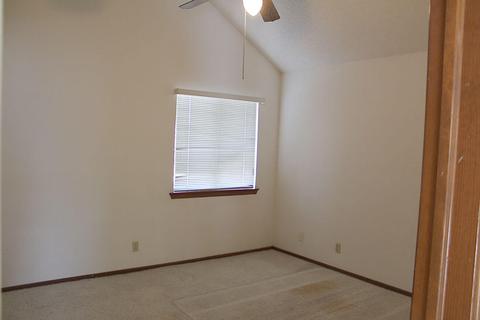 1121 Sun Shadow Dr, El Paso, TX 79912 photo 22
