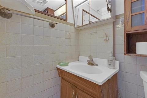 417 N 2nd St, Anthony, NM 88021 photo 17