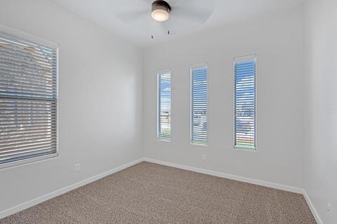 328 Blue Valley Dr, El Paso, TX 79928 photo 33