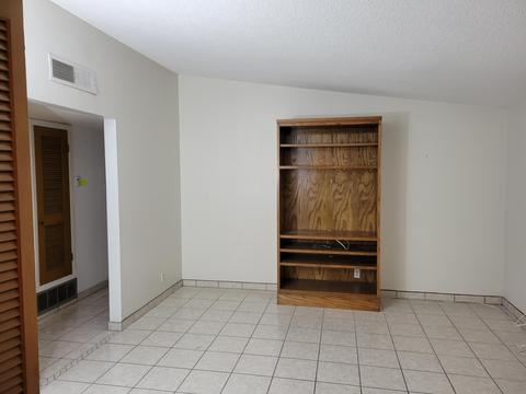 8821 Eclipse St, El Paso, TX 79904 photo 3