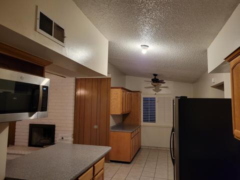 8821 Eclipse St, El Paso, TX 79904 photo 5
