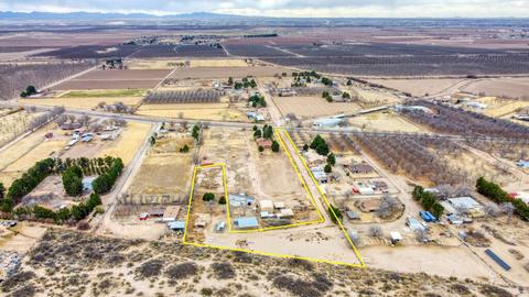 14287 N Loop Dr, Clint, TX 79836 photo 1