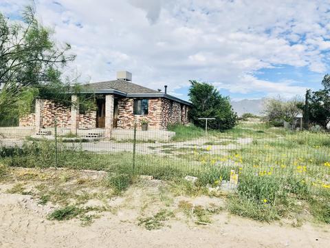 8110 Iron Dr, Vinton, TX 79821 photo 2