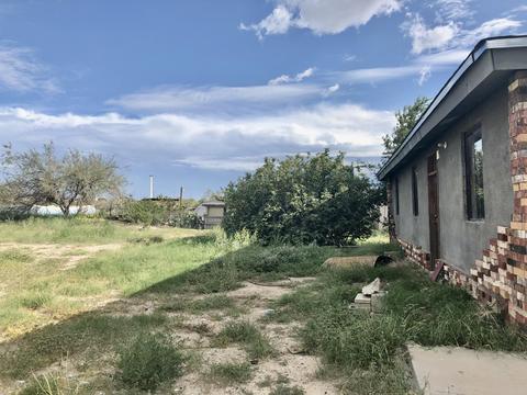 8110 Iron Dr, Vinton, TX 79821 photo 4