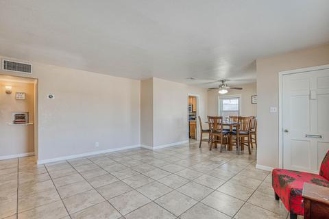 1101 Apache St, El Paso, TX 79925 photo 4