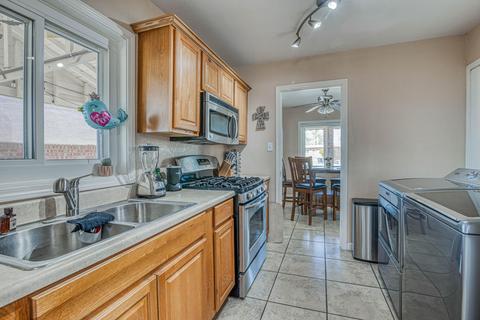 1101 Apache St, El Paso, TX 79925 photo 9
