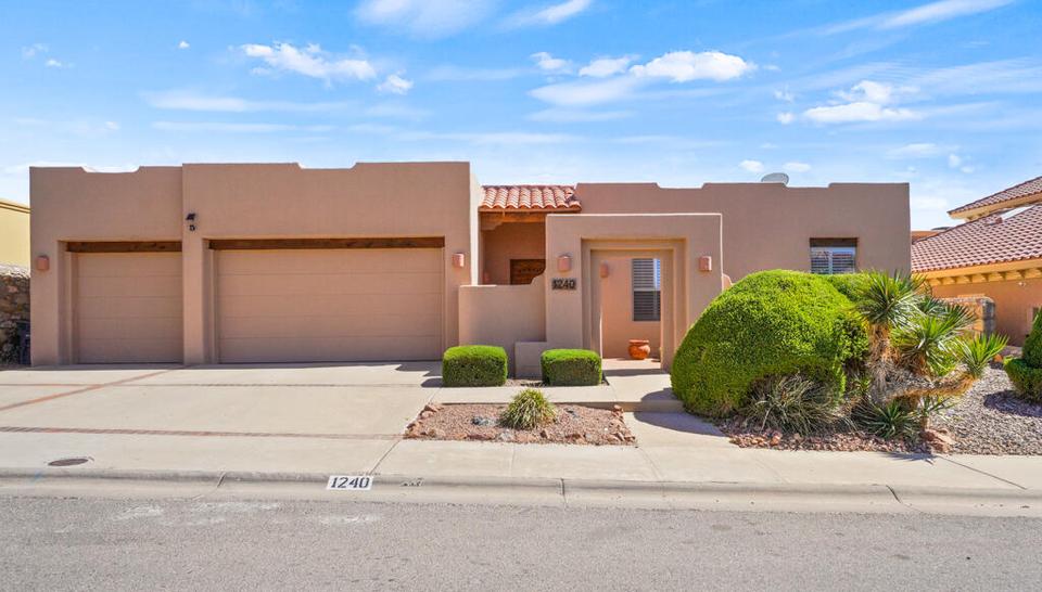1240 Calle Lago Dr, El Paso, TX 79912 64 Photos MLS 862243 Movoto
