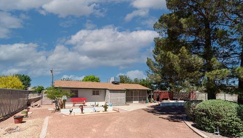 400 S 6th St, Anthony, TX 79821 photo 3