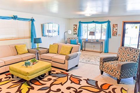 906 E Ave H, Alpine, TX 79830 photo 4