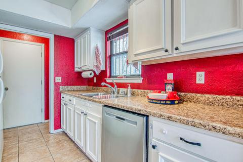 7105 Orizaba Ave, El Paso, TX 79912 photo 2