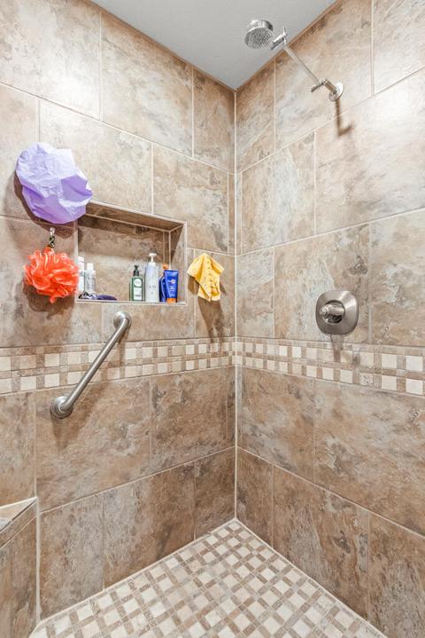 14425 N Loop Dr, Clint, TX 79836 photo 8