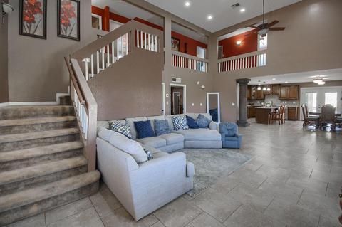 331 Schley Dr, Clint, TX 79836 photo 5
