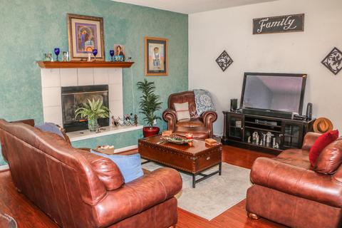 6800 Echo Cliffs Dr, El Paso, TX 79912 photo 8