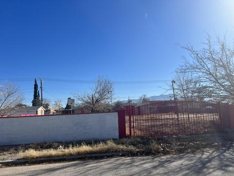 509 S 4th St, Anthony, TX 79821 photo 4
