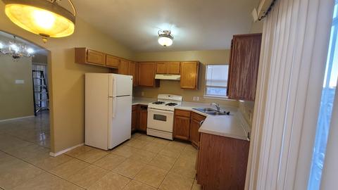 3451 Broken Bow St, El Paso, TX 79936 photo 10