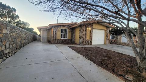 3451 Broken Bow St, El Paso, TX 79936 photo 4
