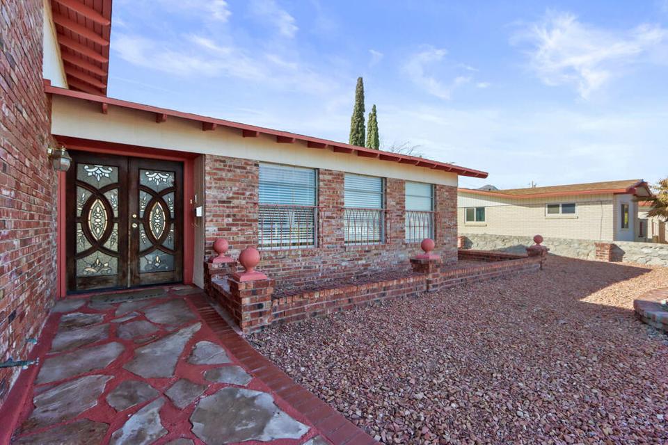  6701 Byron St, El Paso, TX 79904 photo 4