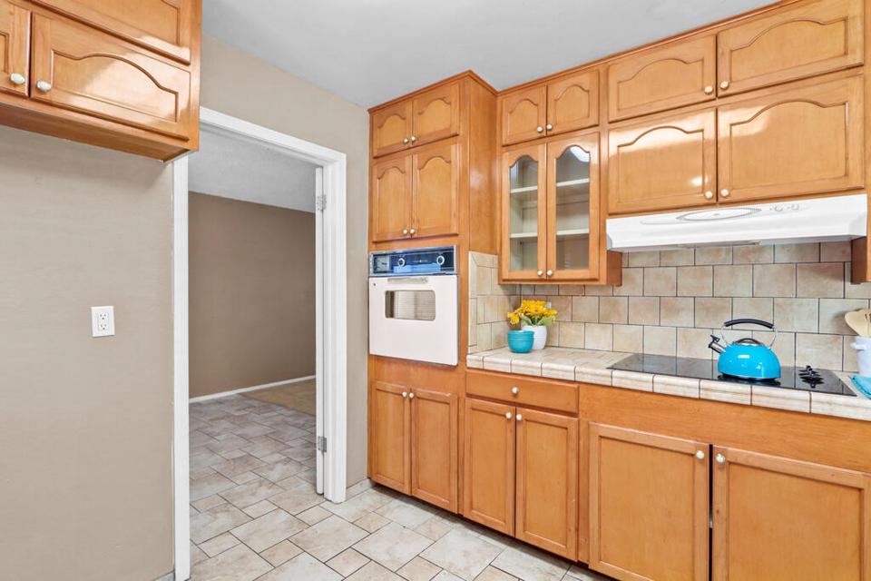  6701 Byron St, El Paso, TX 79904 photo 9