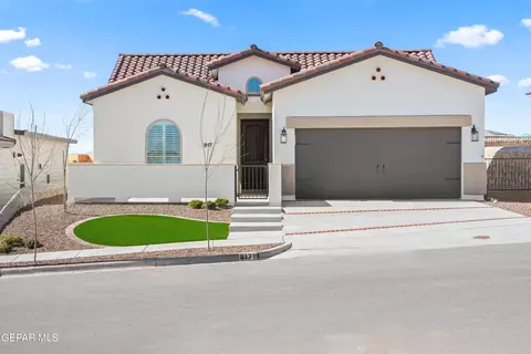 817 Acton St, Horizon City, TX 79928