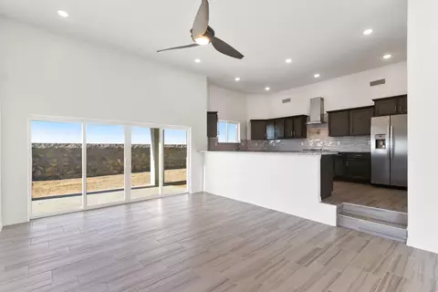 219 Frances Trl, Sunland Park, NM 88063