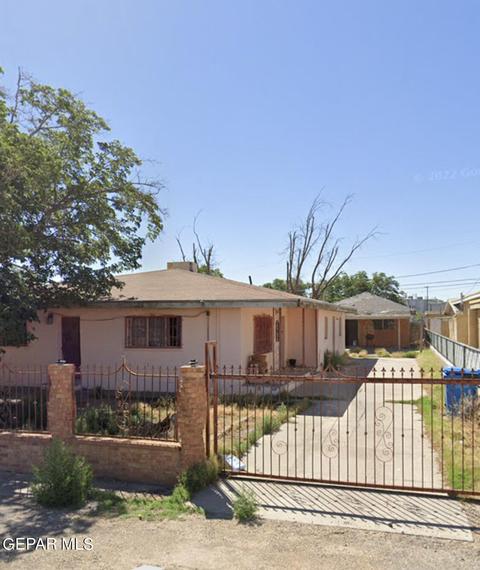 116 Skylight Cir, El Paso, TX 79927